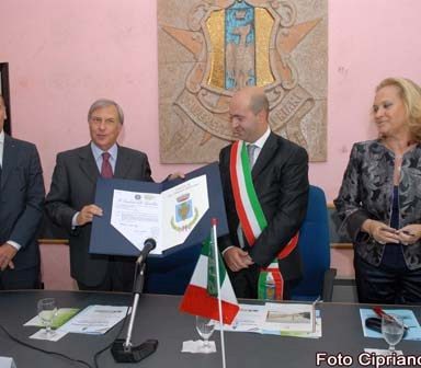 Nuovo stemma Nuovo stemma