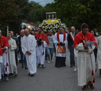 Processione San Cipriano Picentino Processione San Cipriano Picentino
